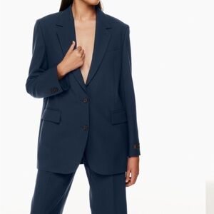 NWT Babaton essential blazer, renewed. Oversized agency blazer. Size large